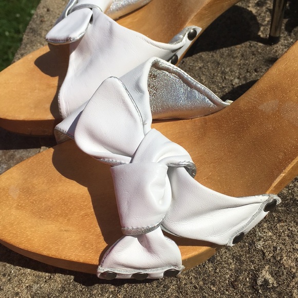 White Bebe Sandals - Picture 7 of 8